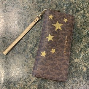 Michael Kors Jet Set Travel Large Wallet